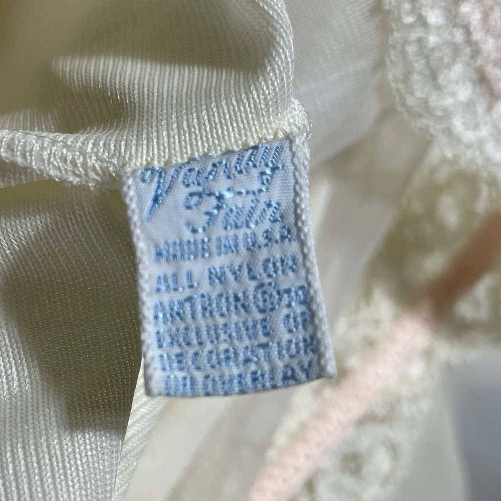 Vanity Fair‎ 50's  Peignoir Bridal Nightgown Robe Set